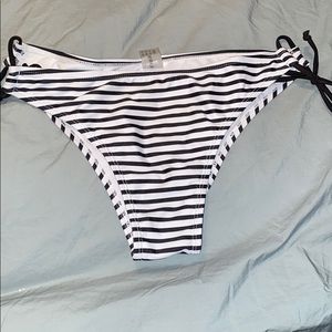 Bathing suit bottoms